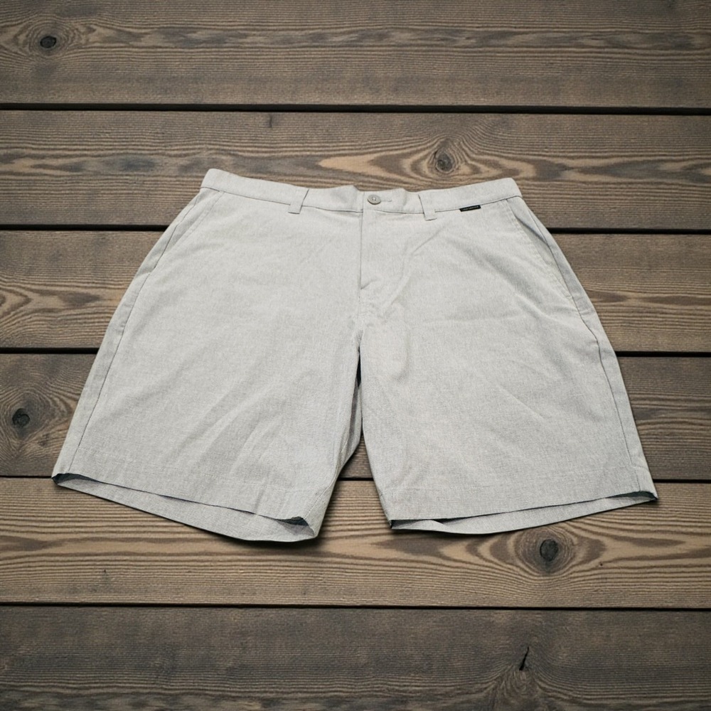 Travis Mathew Mens Golf Shorts Size 36 Light Gray Heather Performance Stretch